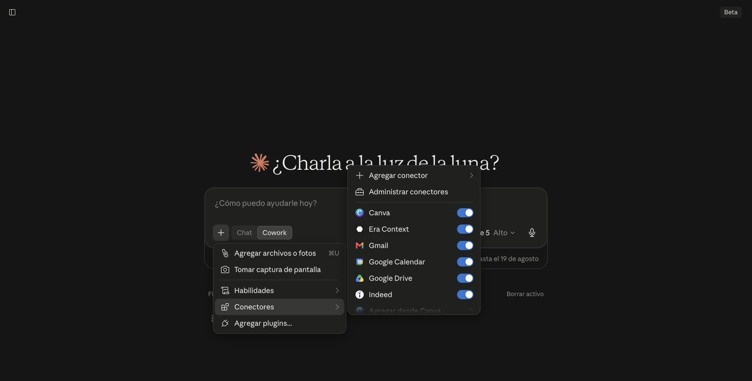 Menú del más en la caja de mensaje de Claude, con Habilidades y Conectores